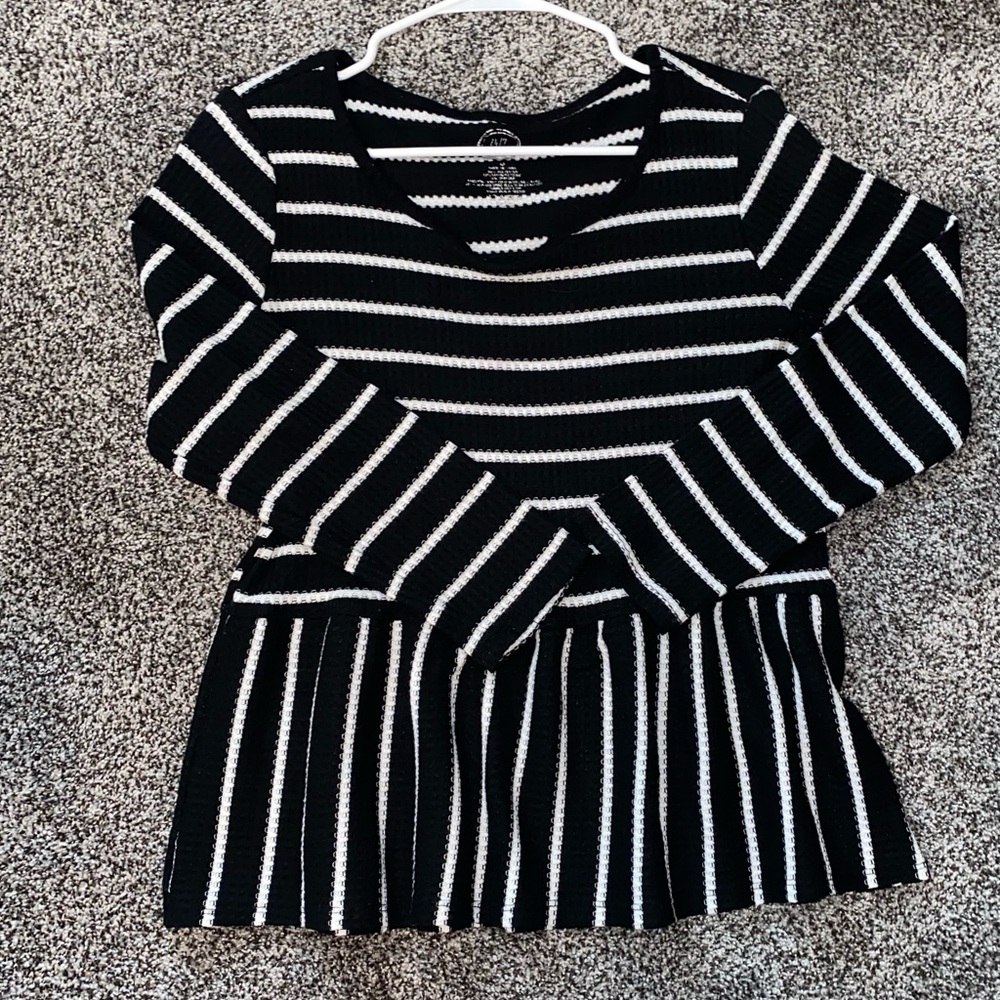 Long sleeve flare shirt